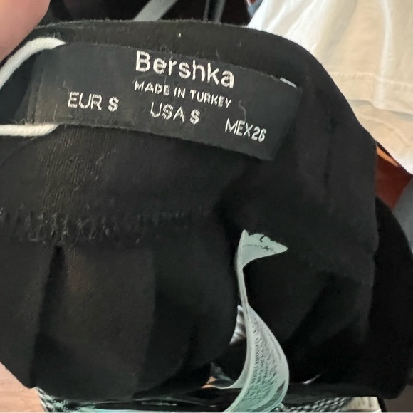 Bershka Black and White Plaid Pleated Mini Skirt - Picture 8 of 8